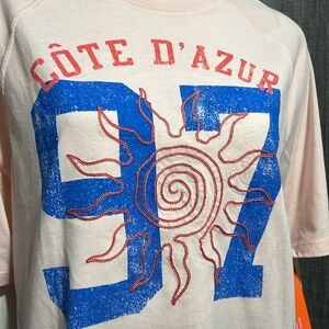 NWT Social Scene Cote D’ Azur Graphic Boxy Pink T-shirt Small